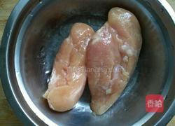 香菇鸡肉饺子的做法图解1