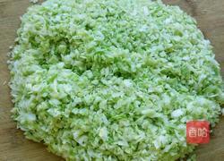 卷心菜大包子的做法图解2