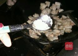 五花肉炒美人椒的做法图解6