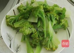 蚝油西兰花的做法图解2