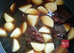 排骨烧土豆的做法图解13