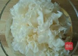 银耳雪梨糖水的做法图解4