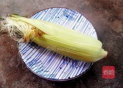 煮玉米的做法图解1