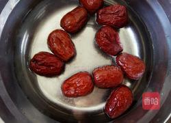 莲子红枣汤的做法图解2