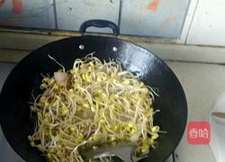 豆芽炒粉条的做法图解4