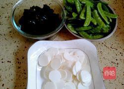 荷兰豆木耳炒山药的做法图解2