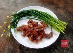 韭花炒肉的做法图解1