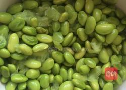 海米毛豆汇的做法图解1