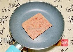 火腿蛋三明治的做法图解3