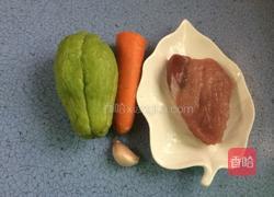 佛水瓜炒肉片的做法图解1