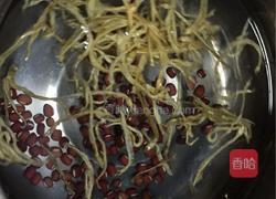 银鱼北芪红豆汤的做法图解2