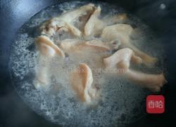土豆炖鸭翅根的做法图解3