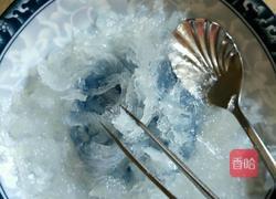 枸杞冰糖燕窝的做法图解3