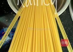 番茄肉酱意粉的做法图解2