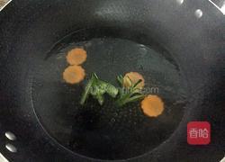 干煎牛排配红酒酱汁的做法图解2