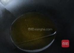 咸蛋黄烩南瓜泥的做法图解5