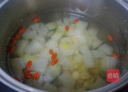 冬瓜莲子汤的做法图解6