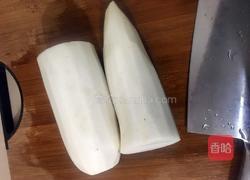 白萝卜炒肉的做法图解1