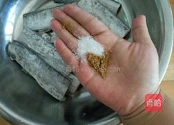 油炸带鱼的做法图解3