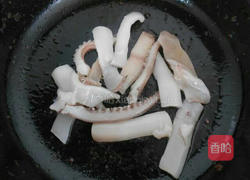 香辣鱿鱼丝的做法图解2