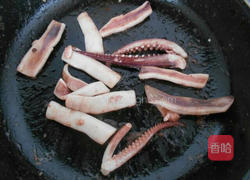 香辣鱿鱼丝的做法图解3