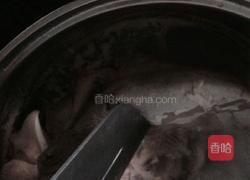 酒酿炖猪舌的做法图解4