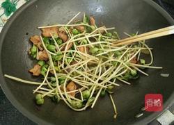 青豆苗炒肉的做法图解8