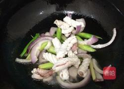 洋葱炒鱿鱼的做法图解6