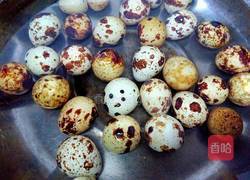 卤鹌鹑蛋的做法图解1