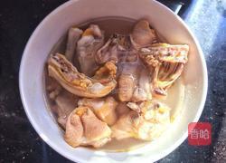 炖鸡汤的做法图解1
