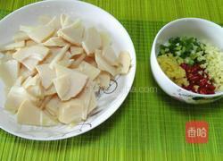 凉拌竹笋的做法图解2