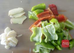 腊肉炒青椒的做法图解5