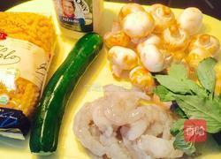 海鲜意面的做法图解1