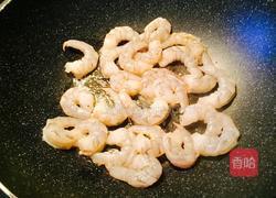 海鲜意面的做法图解4