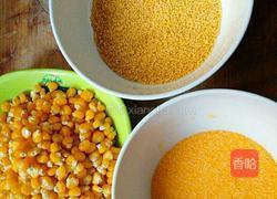 小米玉米粥的做法图解2