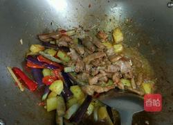 茄子烧土豆的做法图解9