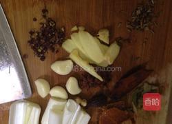 炖猪肘子的做法图解7