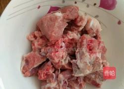 生地排骨汤的做法图解1