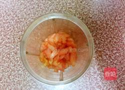 鲜榨番茄汁的做法图解3