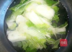 白菜木耳饺子的做法图解3