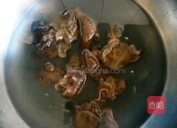 白菜木耳饺子的做法图解4