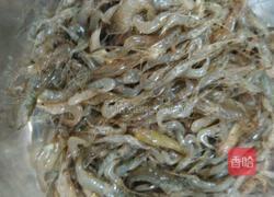 炒小虾的做法图解1