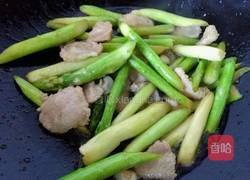 芦笋炒肉片的做法图解6