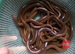 盘鳝的做法图解1