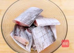 啤酒烧带鱼的做法图解3