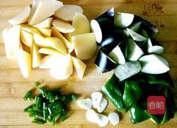 东北地三鲜的做法图解2