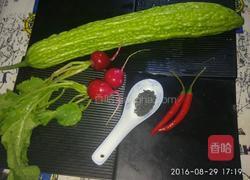 拌苦瓜的做法图解1