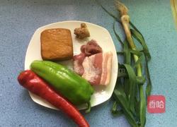 香干回锅肉的做法图解1