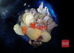 土豆片炒肉的做法图解4