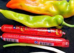 青椒火腿的做法图解1